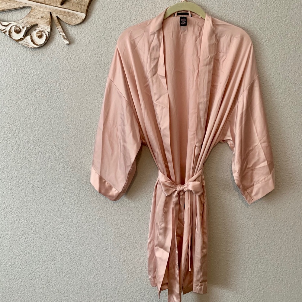 Blush Robe Victoria’s Secret